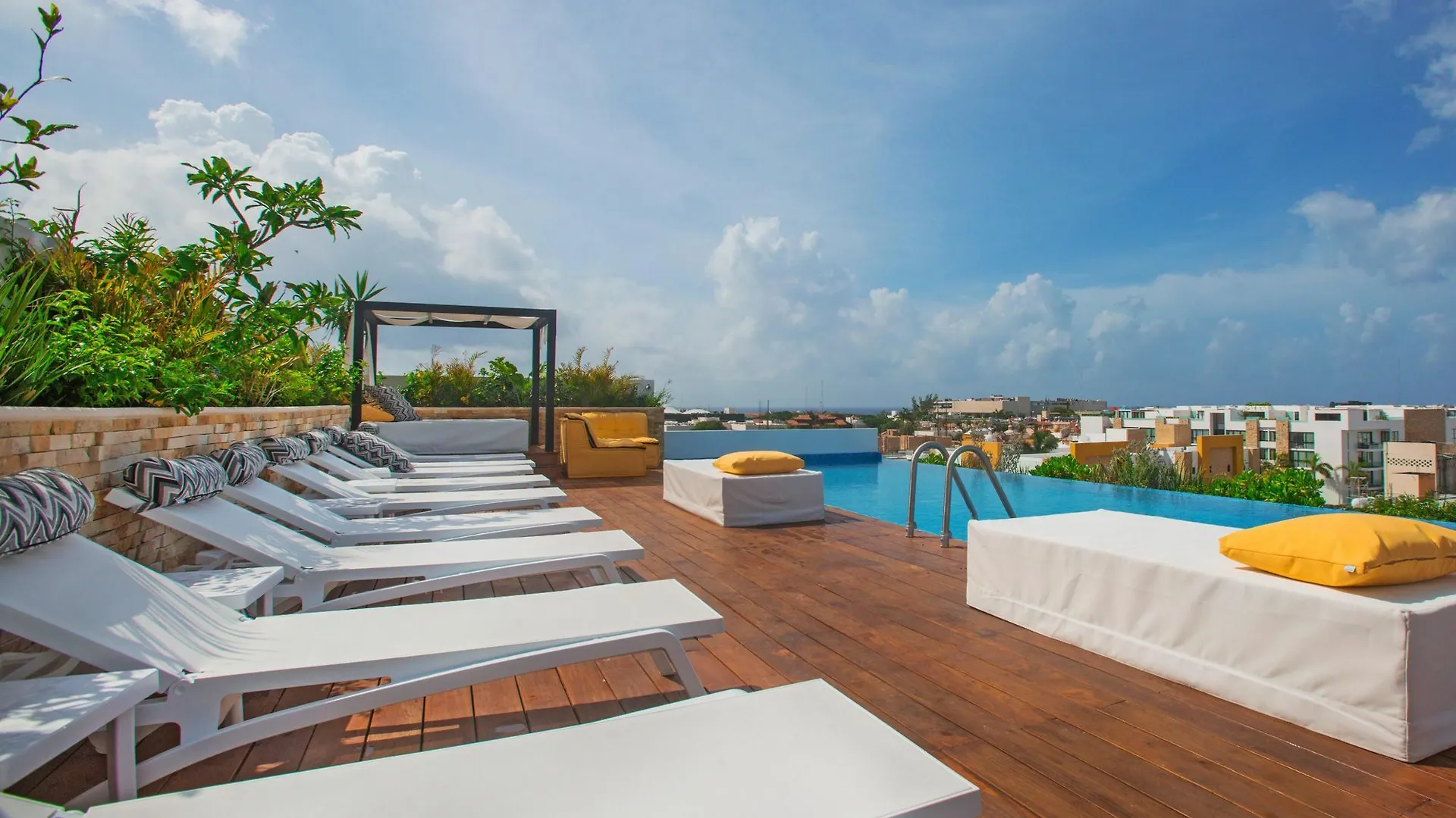 The City Playa del Carmen Appartement